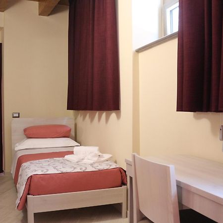 Hotel Dimora Del Corso Rotonda Habitación foto